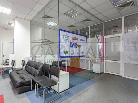 комерційна за адресою Бульварно-Кудрявська, 33Б