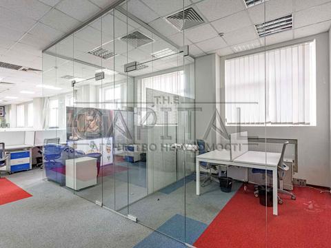 комерційна за адресою Бульварно-Кудрявська, 33Б