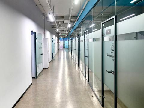 коммерческая по адресу Сімʼї Прахових ул. (Гайдара), 54