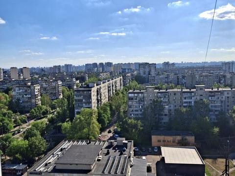 квартира по адресу Ореста Левицкого ул. (Академіка Курчатова), 21