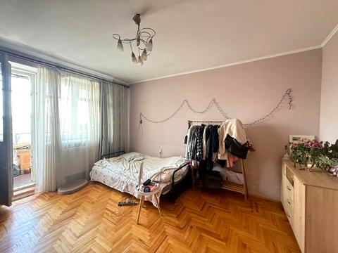 квартира за адресою Євгена Коновальця вул., 138