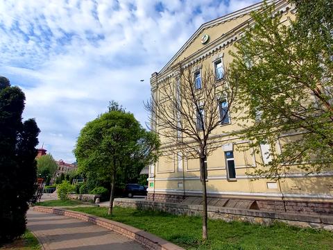 коммерческая по адресу Константиновская ул., 32б