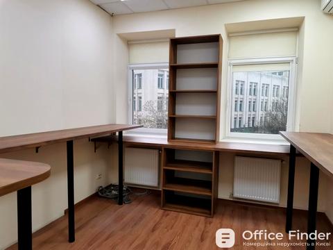 комерційна за адресою Професора Павловського вул. (Боткіна), 4