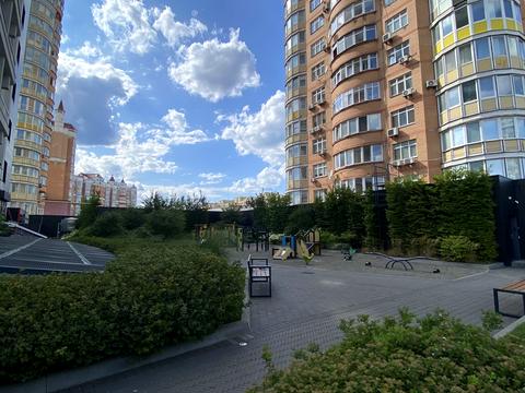 коммерческая по адресу Левка Лукьяненко ул. (Маршала Тимошенка), 21/