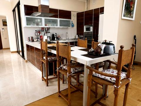 квартира за адресою Валова вул., 2