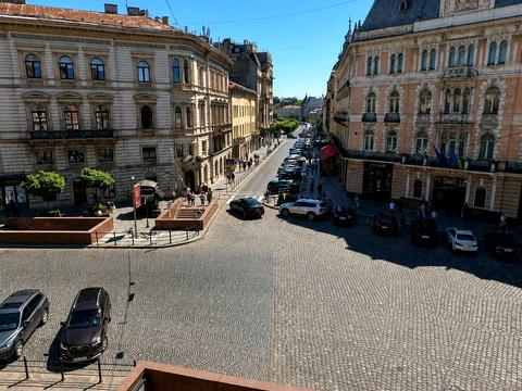 квартира за адресою Валова вул., 2