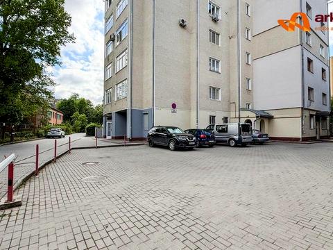 комерційна за адресою Короля Данила вул., 17а