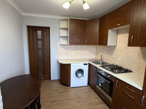 квартира по адресу Героев Крут бульв. (Героїв Сталінграду), 2