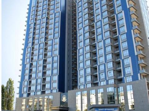 паркомісце за адресою Джона Маккейна вул. (Івана Кудрі), 7