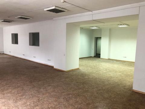 комерційна за адресою Пирогівський Шлях вул. (Червонопрапорна), 34