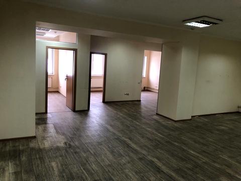 комерційна за адресою Пирогівський Шлях вул. (Червонопрапорна), 34
