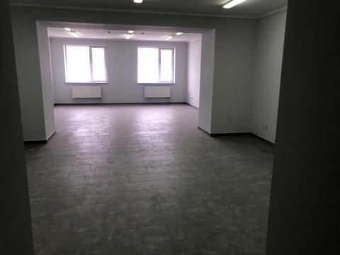 комерційна за адресою Пирогівський Шлях вул. (Червонопрапорна), 34