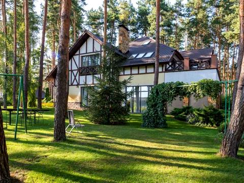 будинок за адресою Щаслива, 1