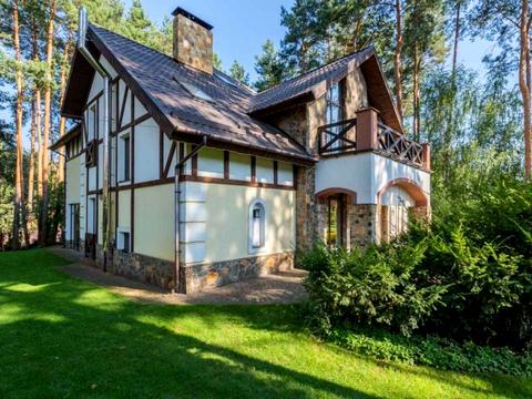 будинок за адресою Щаслива, 1