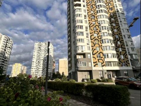 комерційна за адресою Павла Чубинського вул., 9-А