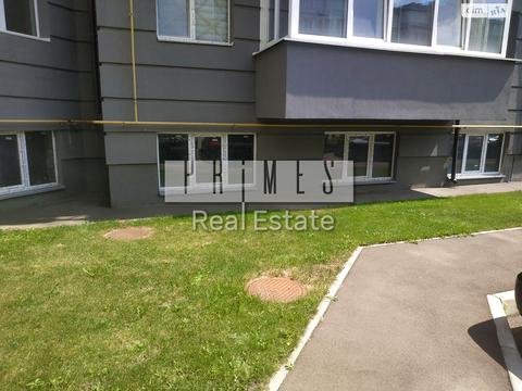 комерційна за адресою Метрологічна вул., 52