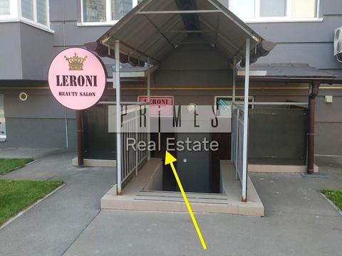 комерційна за адресою Метрологічна вул., 52