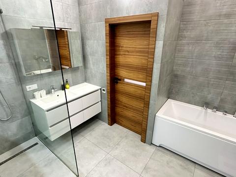 квартира за адресою Миколи Ушакова вул., 1-Г