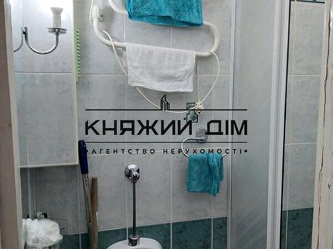 коммерческая по адресу Антоновича ул. (Горького), 10