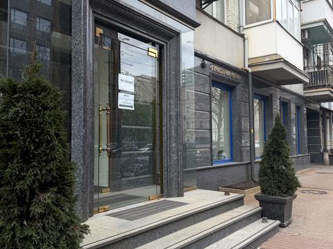 коммерческая по адресу Саксаганского ул., 42