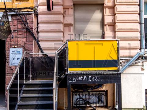комерційна за адресою Євгена Чикаленка вул. (Пушкінська), 11