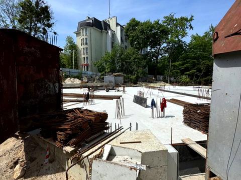 комерційна за адресою Пасічна вул., 39в