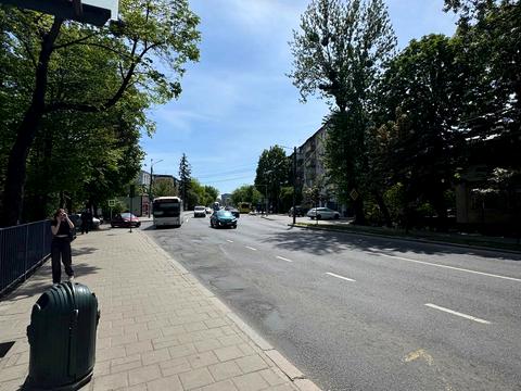 комерційна за адресою Пасічна вул., 39в