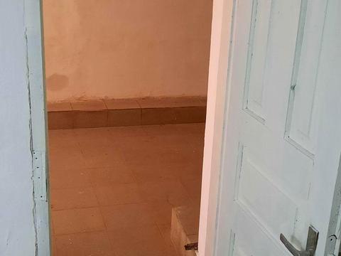 комерційна за адресою Червоної Калини просп., 71