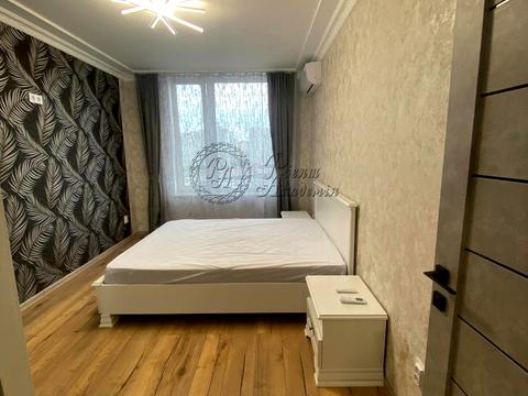 квартира за адресою Дніпровська набережна вул., 20-Б