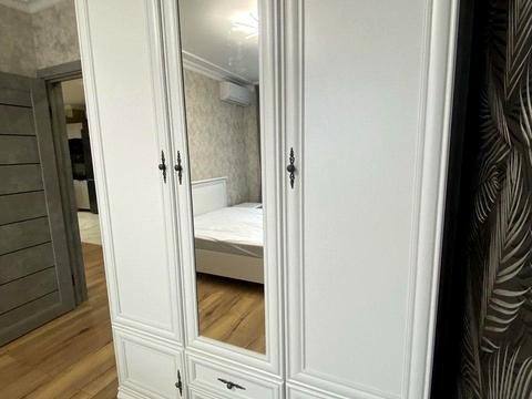 квартира за адресою Дніпровська набережна вул., 20-Б
