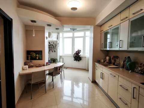 квартира за адресою Сімферопольська вул., 11