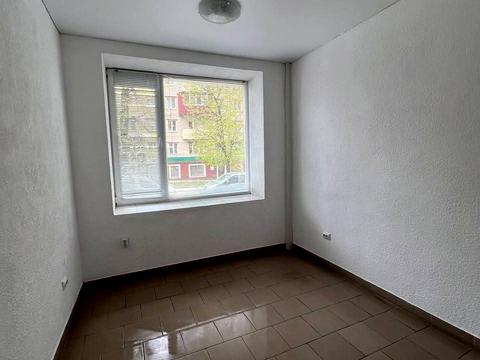 коммерческая по адресу Каменецкая ул., 80