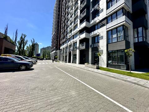 комерційна за адресою Мокра вул. (Кудряшова), 8-Б