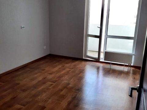 квартира за адресою Сім'ї Кульженків вул. (Петра Дегтяренка), 21