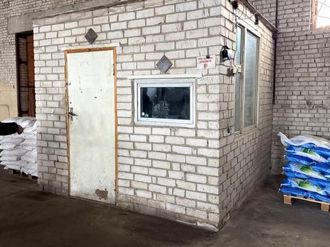 комерційна за адресою Робітничий пров., 13