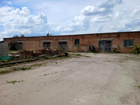 комерційна за адресою Клима Савура вул., 35а