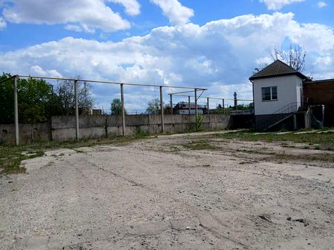 комерційна за адресою Клима Савура вул., 35а