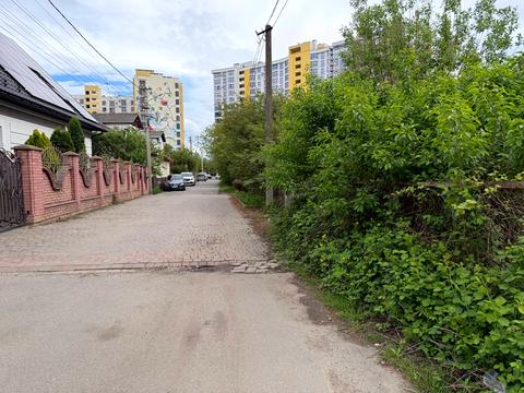 участок по адресу Ровная ул.