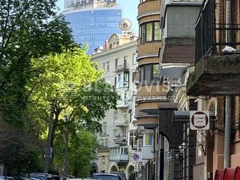 квартира по адресу Кропивницкого ул., 14