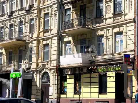 коммерческая по адресу Шота Руставели ул., 4