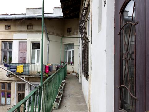 квартира по адресу Святого Теодора пл., 4