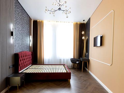 квартира по адресу Святого Теодора пл., 4