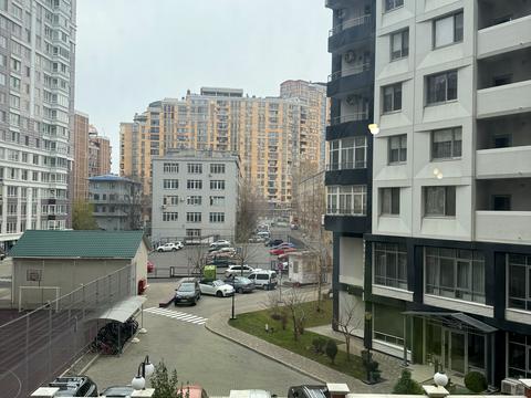 комерційна за адресою Тіниста вул., 15