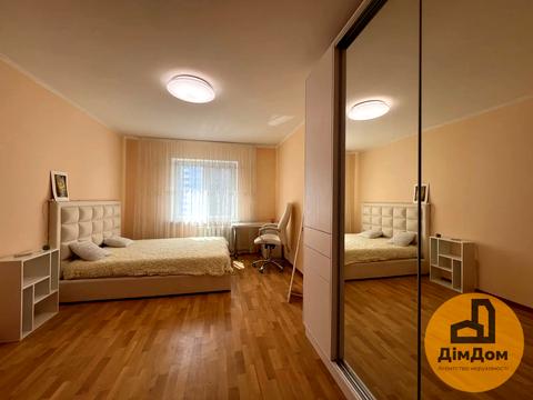 квартира по адресу Драгоманова ул., 1-К