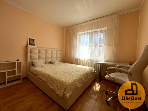 квартира за адресою Драгоманова вул., 1-К