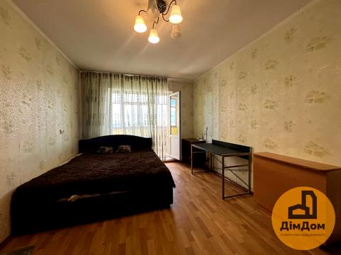 квартира за адресою Драгоманова вул., 1-К