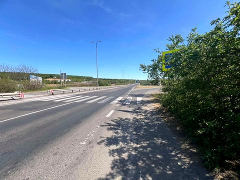 участок по адресу Центральна