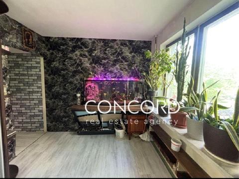 квартира за адресою Академіка Корольова просп., 12-Г