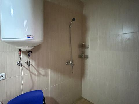 комерційна за адресою Пасічна вул., 49а