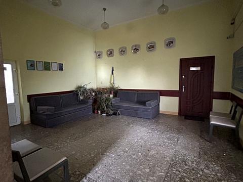 комерційна за адресою Пасічна вул., 49а